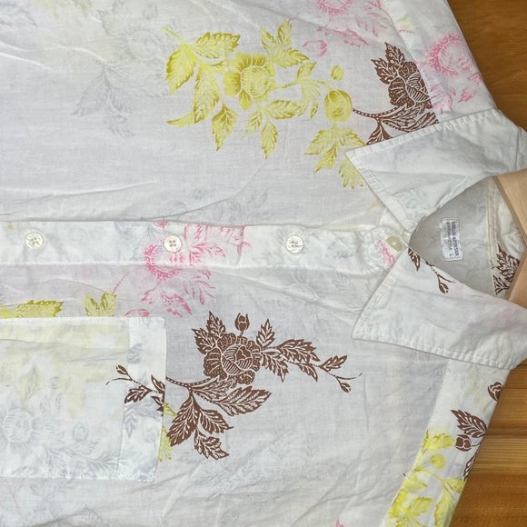 Super Lightweight Floral Print Shirt - Picture 2 of 12